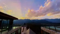 Huangcaoling Wuliang Secret Hotel Hotel di Jingdong Yi Autonomous County