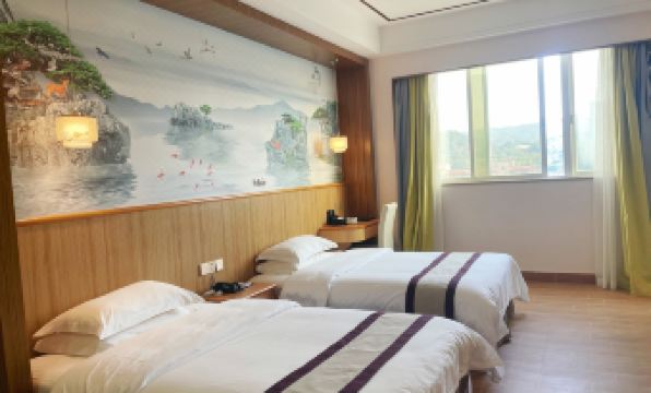 Biwan Hot Spring Resort Hotel