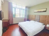 Fuyang Wangfu Square Hotel.