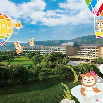 Luminous Hot Spring Resort Hotels near Qingjing Farm