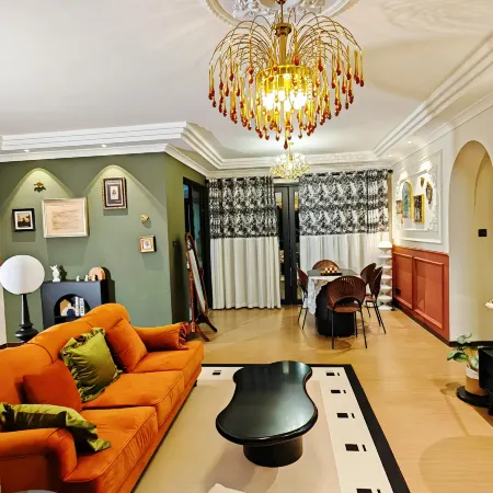 Yifeng Apartment (Rongsheng Zhongyang Guangchang)