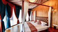 Cloud Jingye Shet Tent Hotel Hotel di Têwo