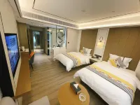 Chaoman Smart Hotel (Lincang People's Hospital City No. 1 Middle School)