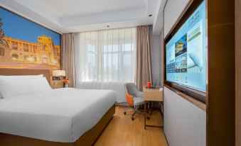 Vienna Classic Hotel (Tianjin North Station Beining Park Subway Station)