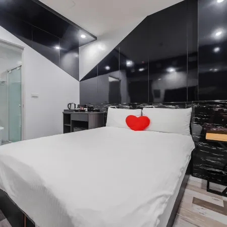Sun Moon Lake Catechin BnB Отели рядом с достопримечательностью «Пирс Шуйшэ»