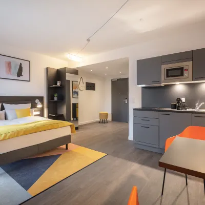Candlewood Suites Berlin Charlottenburg by IHG Các khách sạn gần Ga tàu Beusselstraße