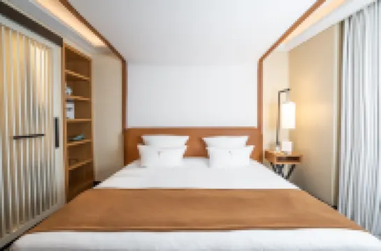 Five Seas by Inwood Hotels