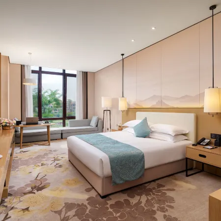 Golden Shining Gulf Hot Spring Resort Hotel