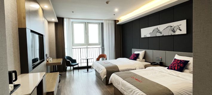 Jijun Collection Hotel (Tangshan Caofeidian Moon Bay Jinmao Plaza Branch) Các khách sạn ở Đường Sơn