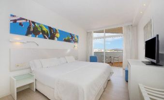 Iberostar Waves Bouganville Playa