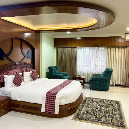 Hotel Earth Light