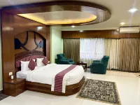 Hotel Earth Light