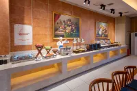 Vienna International Hotel Hunan Yiyang Nanxian Grand World Branch - sarapan