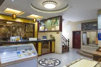 Shuangfeng Business Hotel (Baise Railway Station)