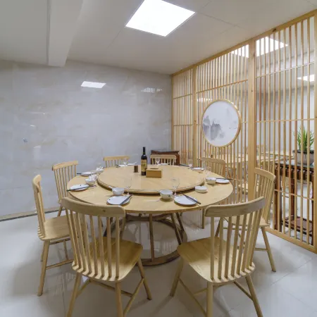 Jiuhuashan Huxiangge Homestay (Meat Body Palace Branch)