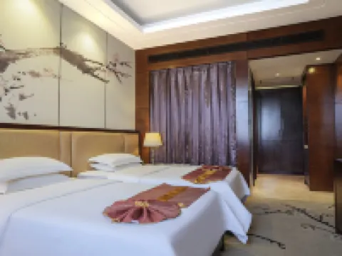 Huaxin Hotel Hotels in Xianning