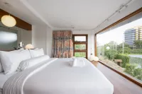 Phrip Phri Luxury Pool Villas Hotel di Ban Laem