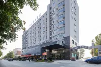 Xana Hotelle Hotel (Xinyu Jiangxi Gongcheng Xueyuan Qingnian Road) Hotel dekat Xinyu West Station