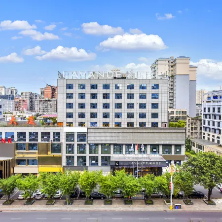 Lavande Hotel (Xingyi Jushan Avenue)