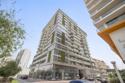 Modern 1 Br Apartment at Jvc Dubai Prime Location! Hôtels à : Ghantoot