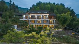 Longquan Moshangguiren Homestay (Baoxi Scenic Area)