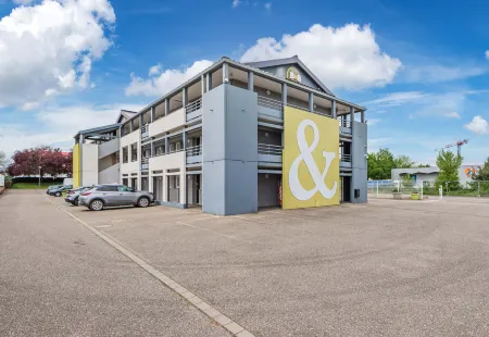 B&B HOTEL STRASBOURG Nord Industrie Отели в г. Шнершем