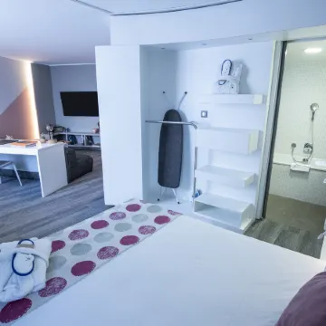 Novotel Suites Luxembourg Отели рядом с достопримечательностью «Железнодорожный вокзал Люксембурга»