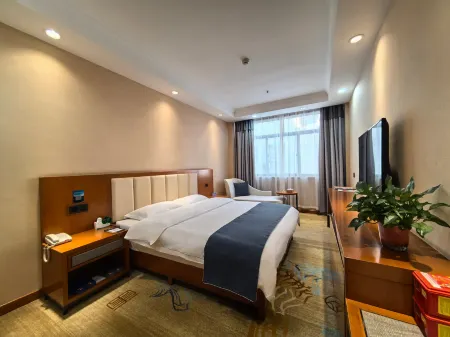 Xinyang Construction Road Hotel Отели рядом с достопримечательностью «Xinyang Normal University»