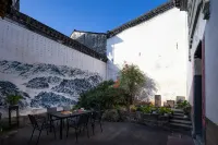 April Day·Huiman Homestay (Huangshan Tunxi Old Street Scenic Area) Hotels near Huangshan Institute of Socialism