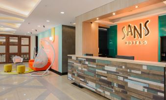 Sans Hotel Green Bekasi by RedDoorz