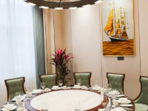 州際洪湖ホテル 瀘県(竜湖湿地公園) 瀘県のホテル