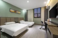 Jichu Chain Hotel (Shishou Xiang'e Agricultural Trade City)