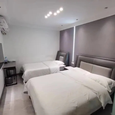 Jinhang Hotel Отели рядом с достопримечательностью «Китайская медицинская больница, Хулань, Харбин»