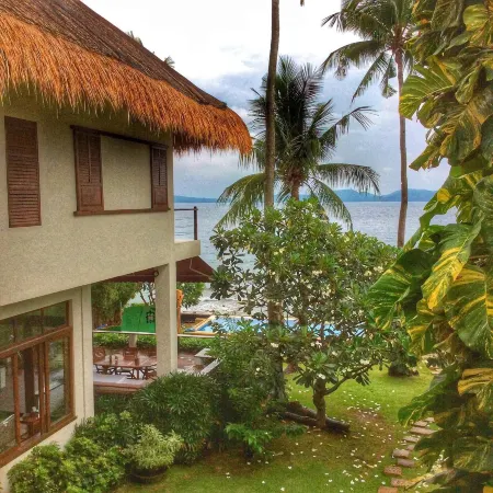 The Asri Dive and Leisure Resort Отели рядом с достопримечательностью «Aiyanar Beach and Dive Resort»