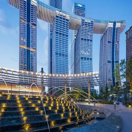 Chongqing MAX Fanshi Hotel (Jiefangbei Raffles City)