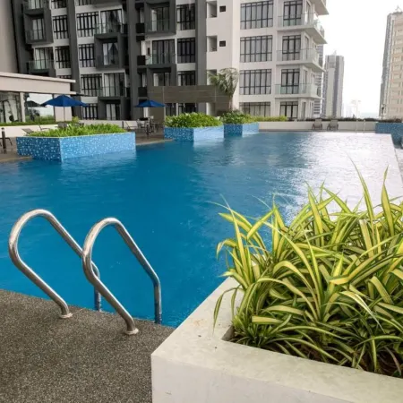 Legoland-7min walk at Happy Journey Stay @ Dpristine Lakeview(8pax) Max