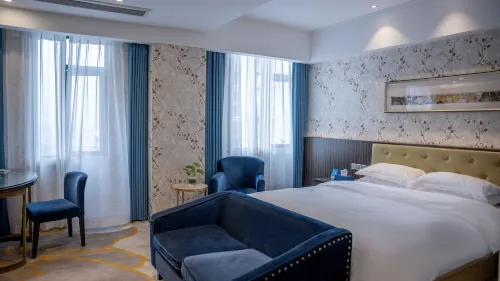 Hinho Seasons Hotel