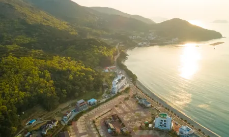 Stubborn Hotel Отели в г. Кодже