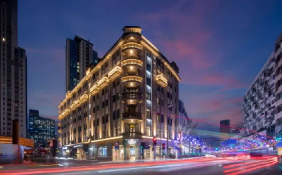 Jinglai Hotel · Bushe (Shanghai People's Square Nanjing West Road Subway Station)