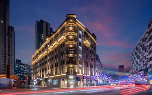 Jinglai Hotel · Bushe (Shanghai People's Square Nanjing West Road Subway Station)