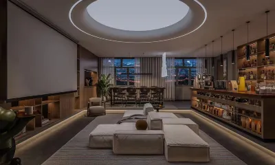 Shiyan Dufu Youth Hostel (Xi'an Bell and Drum City Wall)