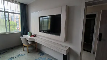 Zhengyue Hotel Отели в г. Цяньцзян