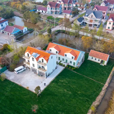 Chongming Musik Haus Resort Hotel