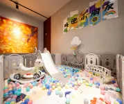 Guoshi Hotel (Dalian Donggang Business District Harbour Plaza Subway Station) - Family