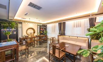 James Joyce Coffetel (Beijing Qingheying Metro Station Beiyuan Convention Center)