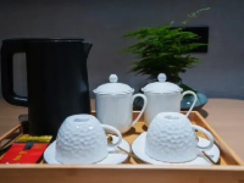 一宅新中式合院·智能客控丨設計師美學輕奢飯店(雅安高鐵站店) 雅安住宿飯店