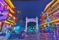 Wantin Hotel (Anqing High speed Railway Station Tianzhushan Airport Store) - Scenic