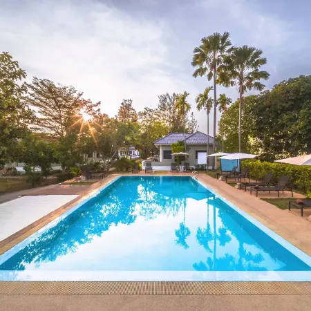 Isara Nai Yang Resort