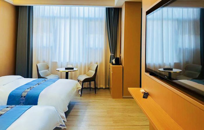 Oxygen Fufeng View Hotel