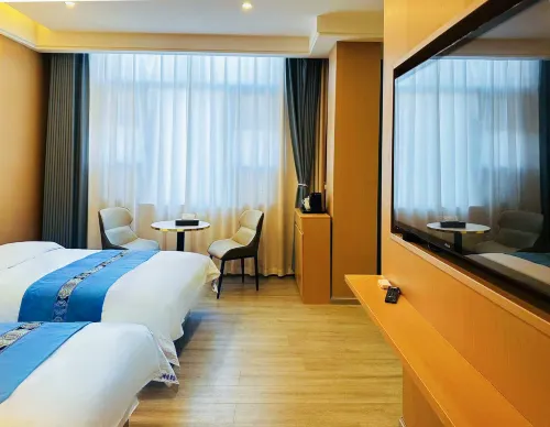 Oxygen Fufeng View Hotel